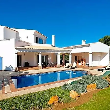 Sleeps 8 Pool Air Con Wifi * אלבור